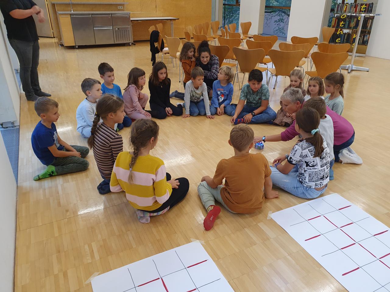 Bee-Bots und Blue-Bot