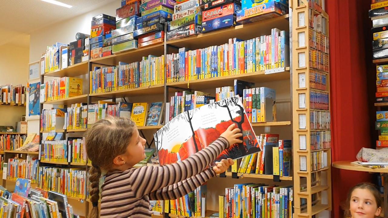 Kinder lesen für Kinder